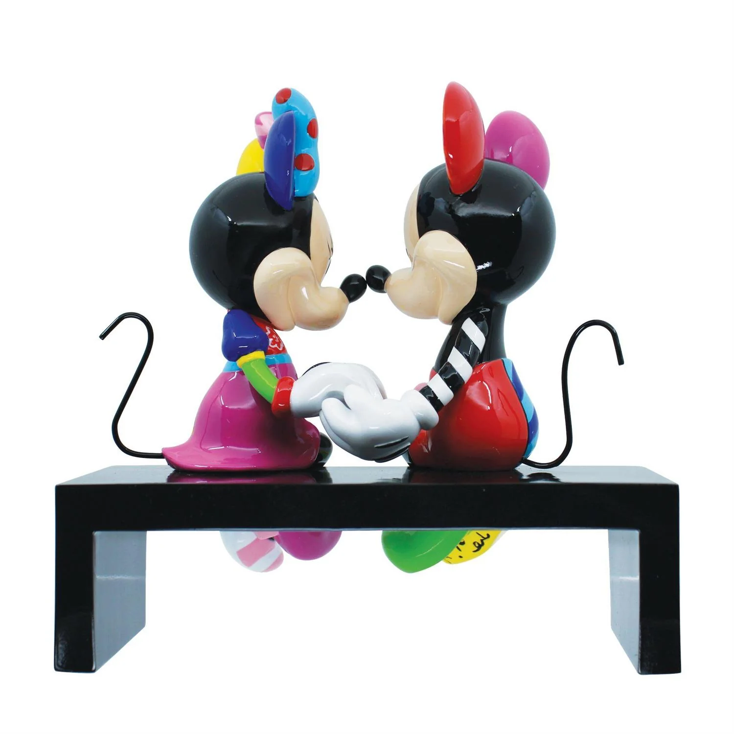 DSBRT Mickey and Minnie Love Fig - Image 3